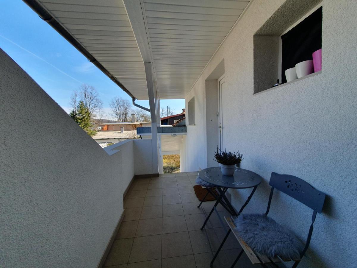 Charming Apartment Mila In Privat House With Free Parking Ljubljana Exterior photo